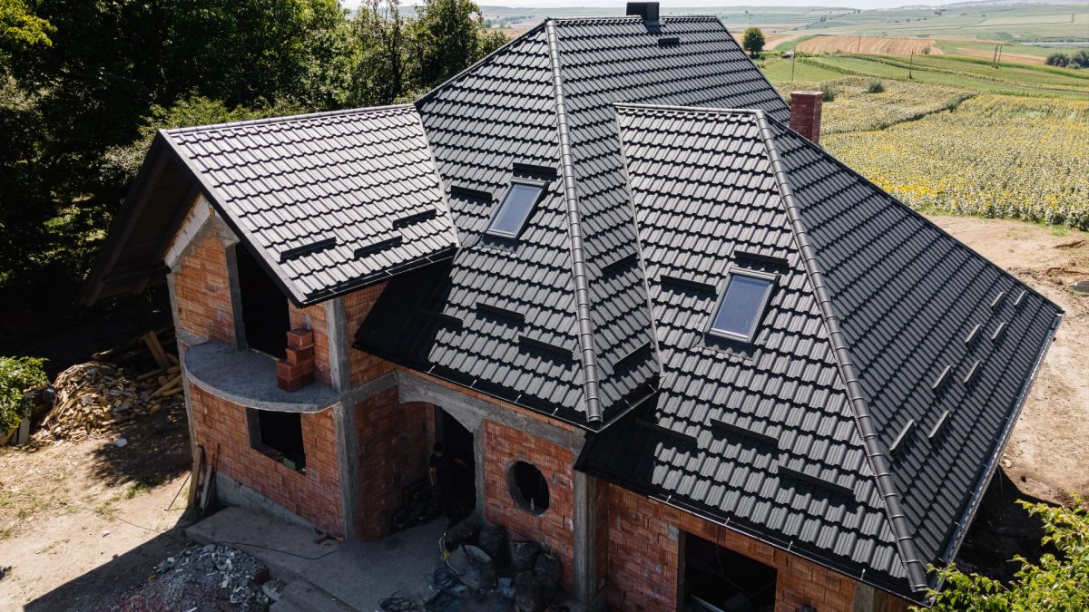 Acoperis din tigla metalica ENIGMA in Șerbăuți - Suceava