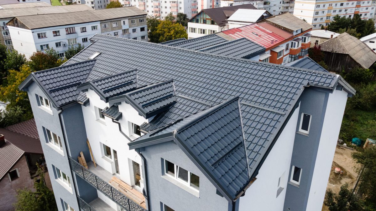 Acoperis bloc din tigla metalica ENIGMA in Radauti - Suceava