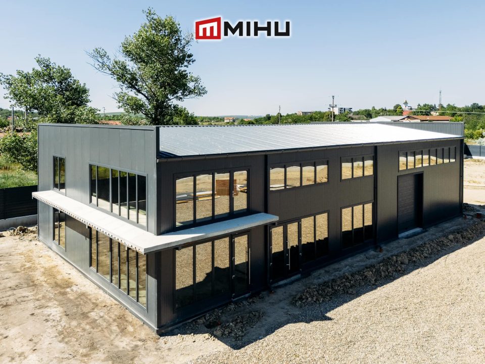 Hală industrială + Gard metalic BAVARIA + poartă autoportantă în Săveni, judeţul Botoşani