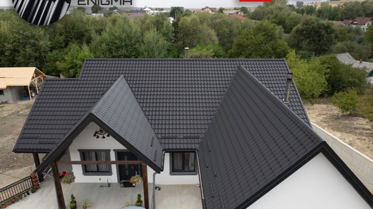Acoperiş din tablă tip ţiglă metalică ENIGMA în Suceava
