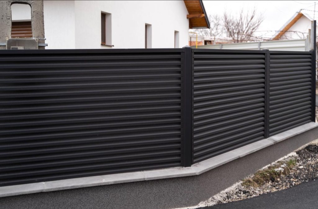 Gardul metalic JALUZEA