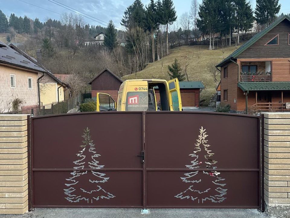 Gard metalic din tablă debitată laser în Borşa, Maramureş