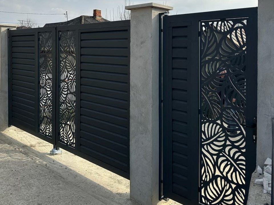 Gard metalic mixt - panouri Bavaria si inserturi debitate laser